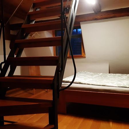 Ferienhaus An Der Hoeh' Zellingen Экстерьер фото